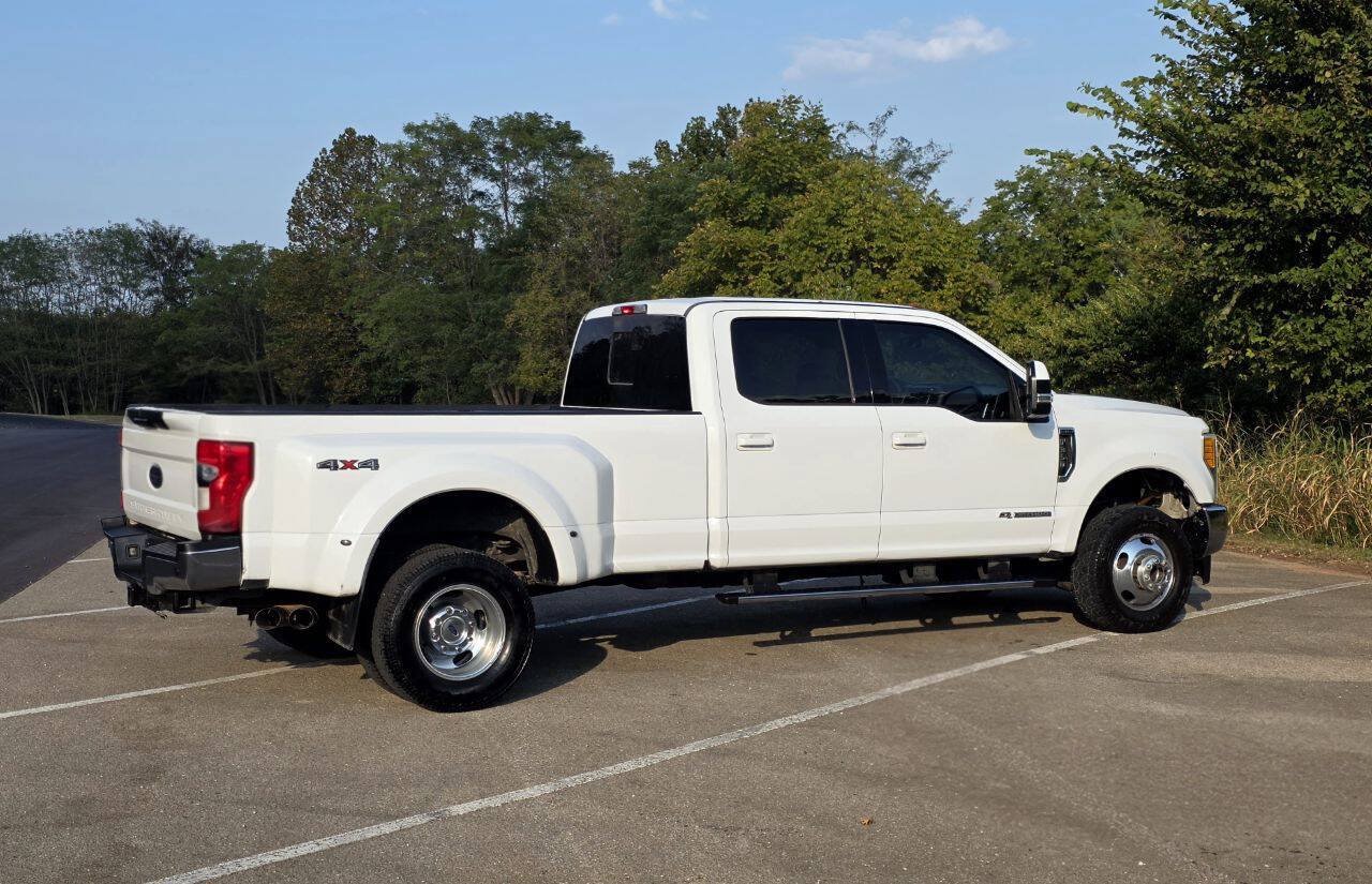 Used 2017 Ford F350 Lariat AWD/4WD image 32