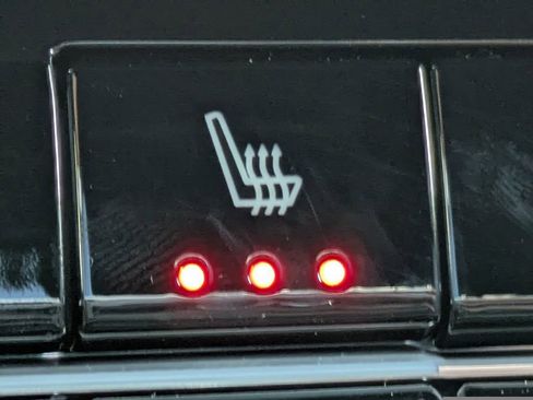 New 2026 Chevrolet Equinox LT w/ Convenience Package II image 24