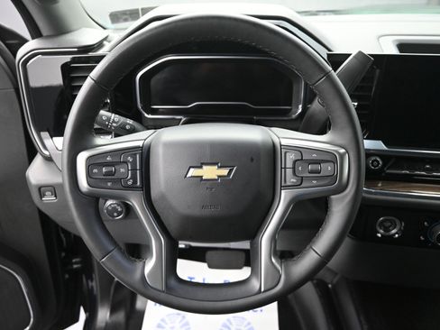 Certified 2023 Chevrolet Silverado 1500 LT image 10