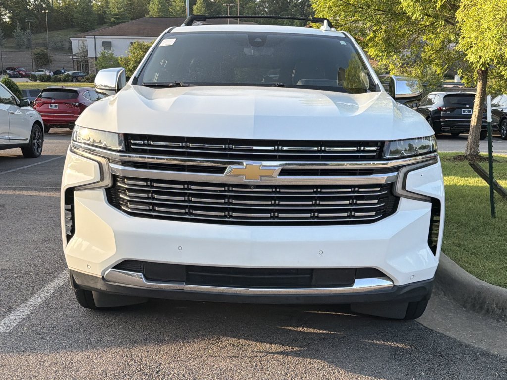Used 2021 Chevrolet Suburban Premier w/ Premium Package AWD/4WD image 2