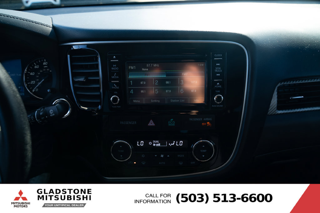 Used 2016 Mitsubishi Outlander SE FWD image 13