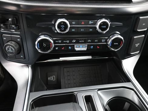 New 2025 Ford F150 Platinum w/ Equipment Group 702A High AWD/4WD image 9