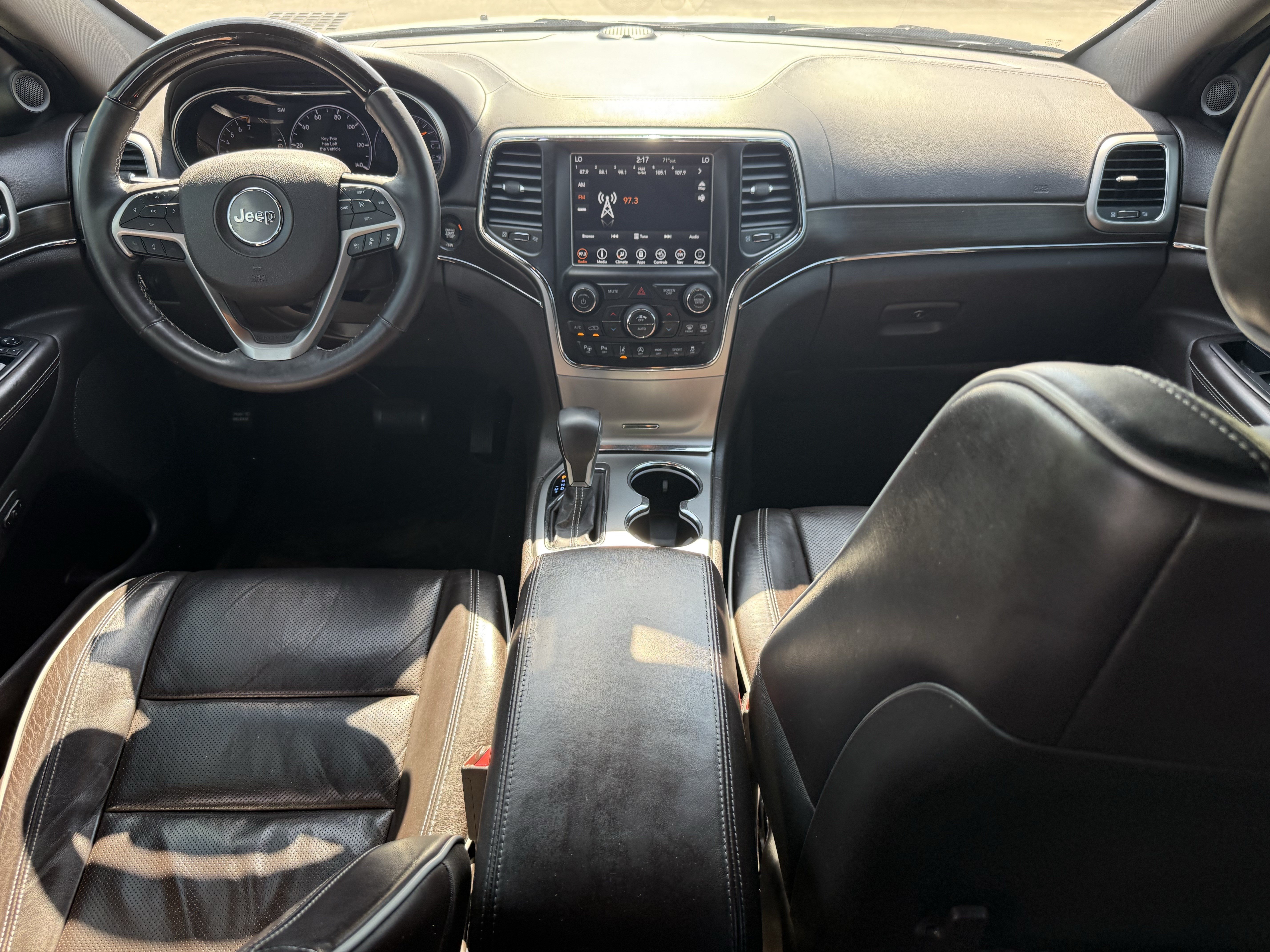 Used 2018 Jeep Grand Cherokee Overland RWD image 13