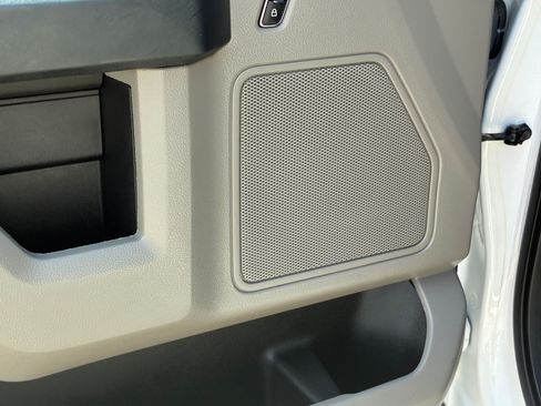 Used 2018 Ford F150 XL w/ Equipment Group 101A Mid AWD/4WD image 14