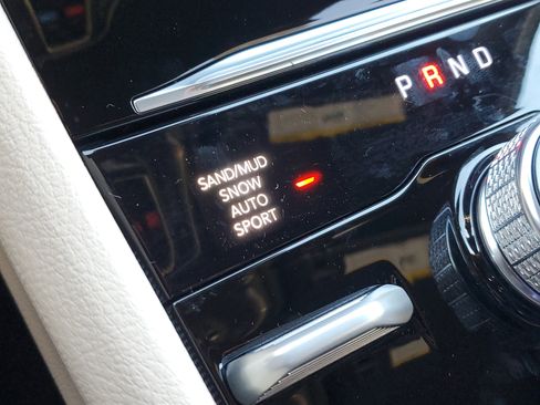 New 2025 Jeep Grand Cherokee Limited image 30