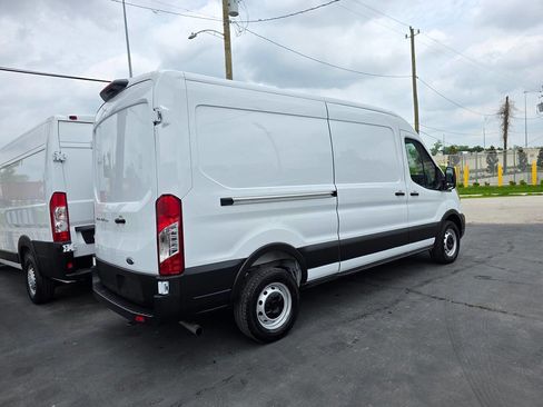 Used 2025 Ford Transit 250 148 Medium Roof RWD image 6
