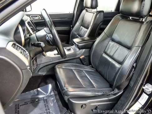 Used 2015 Jeep Grand Cherokee Limited w/ Trailer Tow Group IV AWD/4WD image 10