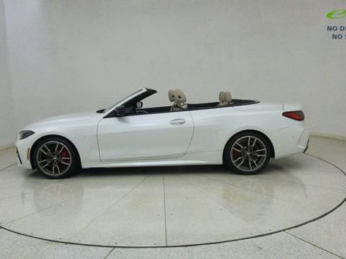 Used 2024 BMW M440i Convertible w/ Premium Package RWD image 71