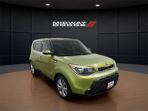 Used 2014 Kia Soul + image 1