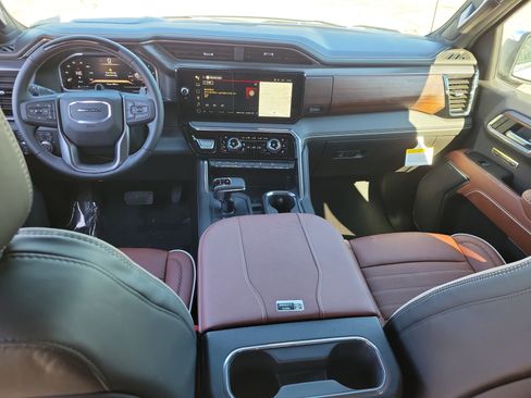 New 2026 GMC Sierra 1500 Denali Ultimate image 3