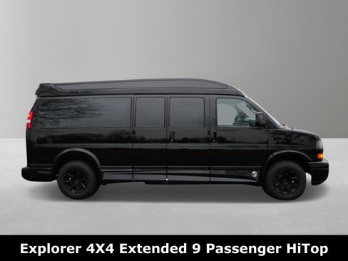 New 2025 GMC Savana 2500 Extended w/ Driver Convenience Package image 5