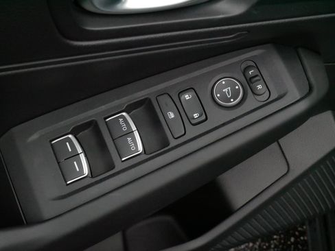 Used 2023 Honda Accord LX image 19