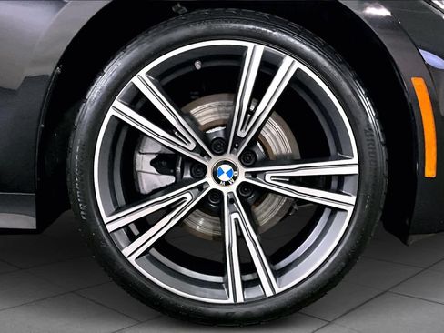 Used 2022 BMW 330i xDrive Sedan w/ Premium Package 2 AWD/4WD image 10