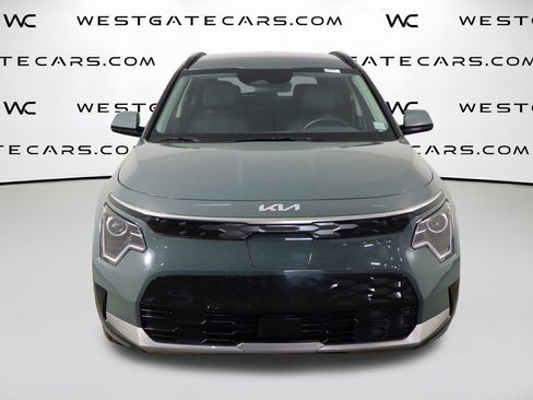 Used 2023 Kia Niro Wind FWD image 2