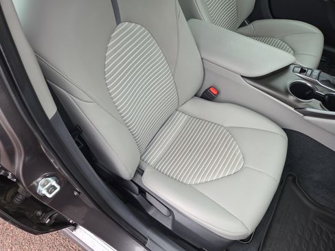 Certified 2023 Toyota Camry SE image 16