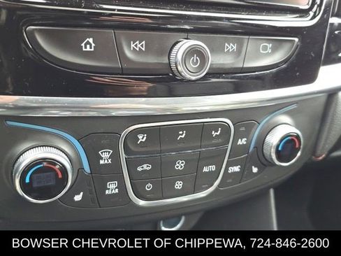 Used 2023 Chevrolet Traverse RS image 23