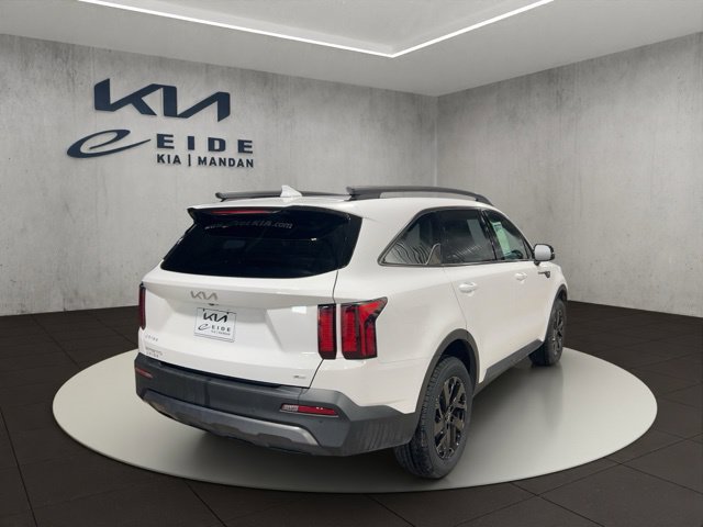 Used 2023 Kia Sorento S w/ Panoramic Sunroof Package AWD/4WD image 13