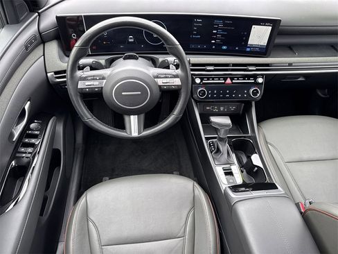 Used 2025 Hyundai Santa Cruz Limited image 22