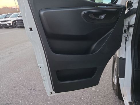 Used 2023 Mercedes-Benz Sprinter 144 Cargo image 12