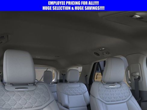 New 2026 Ford Explorer Platinum w/ LUX Leather Package AWD/4WD image 22