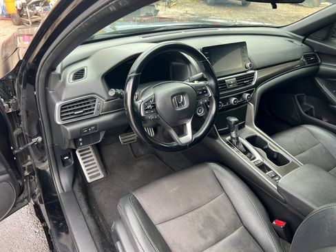 Used 2020 Honda Accord Sport image 18
