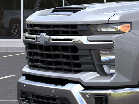New 2026 Chevrolet Silverado 2500 LT w/ Safety Package AWD/4WD image 13