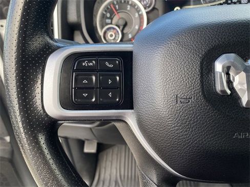 Used 2022 RAM 2500 Big Horn w/ Cold Weather Group image 40