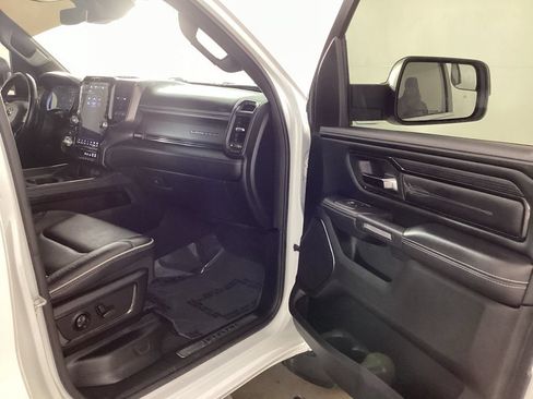 Used 2023 RAM 1500 Limited w/ Body Color Bumper Group AWD/4WD image 19
