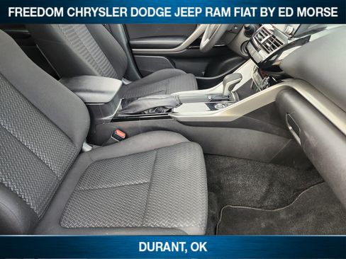 Used 2024 Mitsubishi Eclipse Cross LE image 10