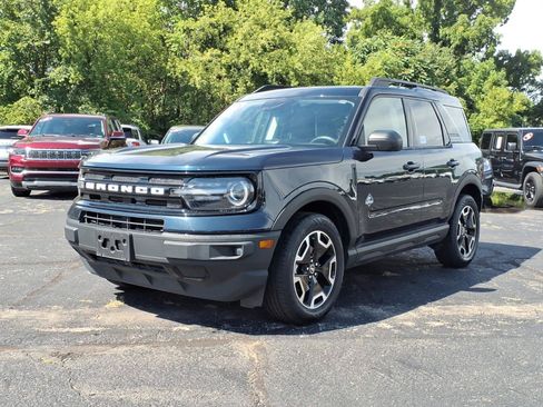 Certified 2021 Ford Bronco Sport Outer Banks AWD/4WD image 3