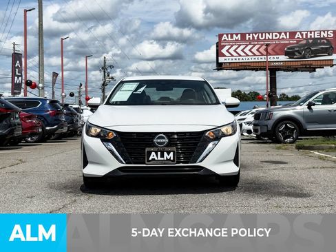 Used 2024 Nissan Sentra SV FWD image 3