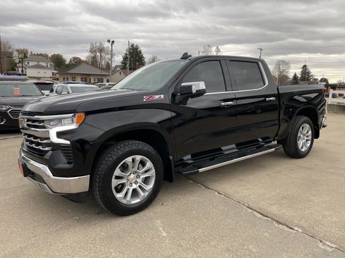Used 2025 Chevrolet Silverado 1500 LTZ w/ LTZ Premium Package image 1