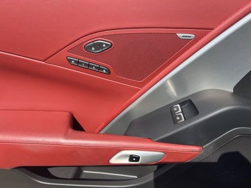 Used 2016 Chevrolet Corvette Z06 w/ 3LZ Preferred Equipment Group RWD image 24