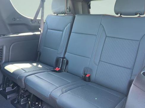 New 2026 GMC Yukon XL AT4 w/ AT4 Premium Package AWD/4WD image 21