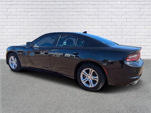 Used 2023 Dodge Charger SXT image 3