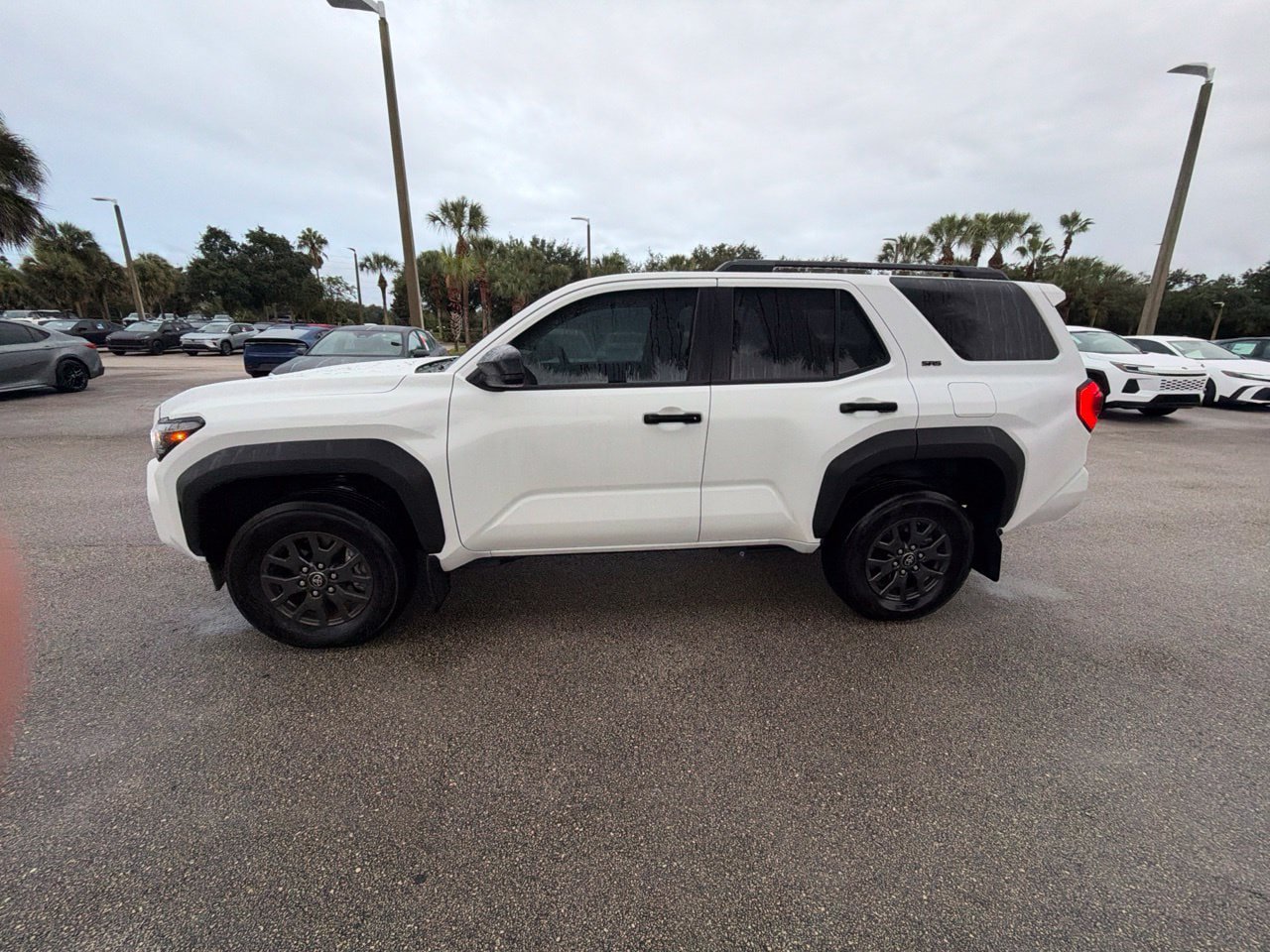 Used 2026 Toyota 4Runner SR5 AWD/4WD image 2
