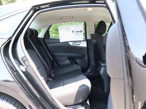 Used 2024 Kia Forte LXS FWD image 41