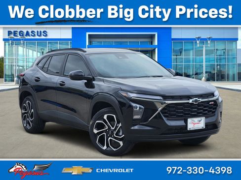 New 2026 Chevrolet Trax RS w/ Driver Confidence Package FWD image 1