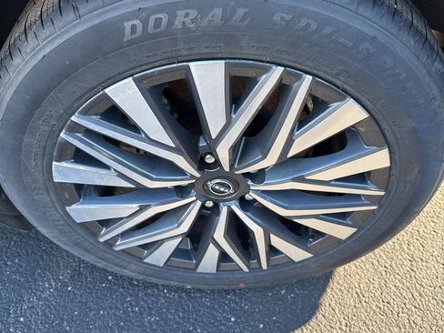 Used 2024 Nissan Altima 2.5 SV image 20