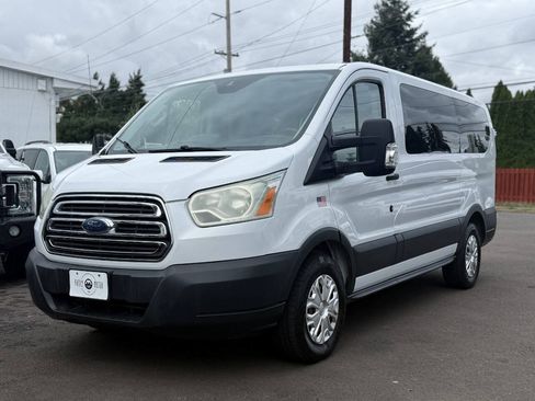 Used 2016 Ford Transit 150 XLT RWD image 3