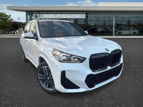 Certified 2026 BMW X1 xDrive28i w/ Technology Package AWD/4WD image 8