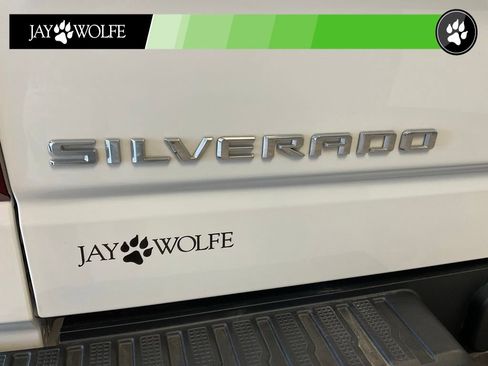 Used 2020 Chevrolet Silverado 1500 W/T RWD image 19