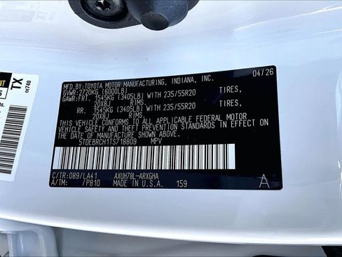New 2026 Toyota Highlander Platinum AWD/4WD image 18