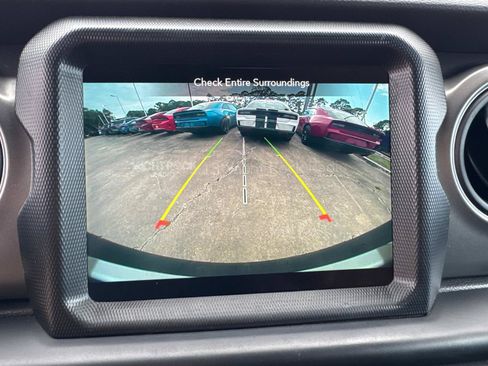 Used 2022 Jeep Wrangler Unlimited Sport AWD/4WD image 21