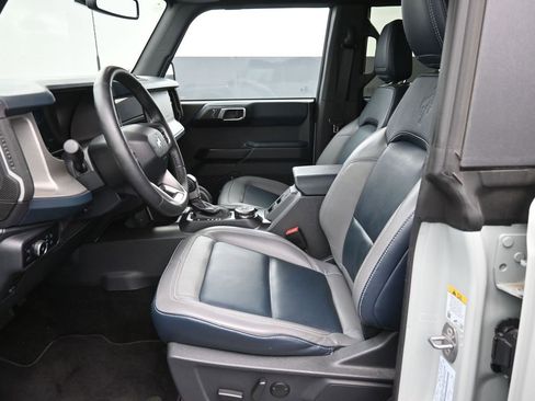 Used 2024 Ford Bronco Outer Banks image 21