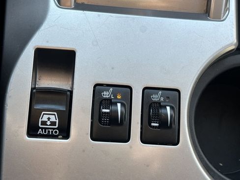 Used 2017 Toyota 4Runner SR5 Premium image 9