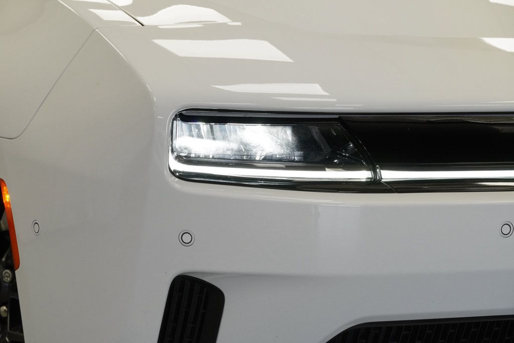 Used 2024 Dodge Charger Daytona R/T w/ Plus Group AWD/4WD image 9