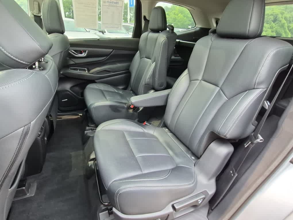 Used 2023 Subaru Ascent Limited w/ Technology Package AWD/4WD image 10