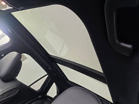 New 2026 Mercedes-Benz GLC 300 image 9