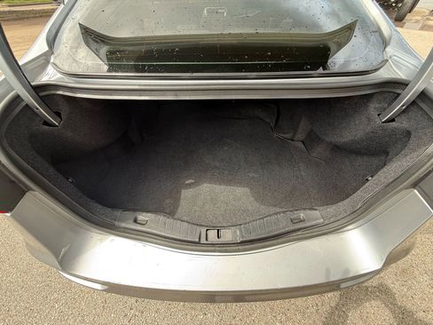 Used 2020 Ford Fusion SE FWD image 24